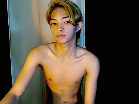 addicted to alex online show from February 20, 7:26 pm