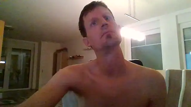 Snapshot of Trockenbau chatting on October 17, 8:29 am Trockenbau online show from October 17, 8:29 am