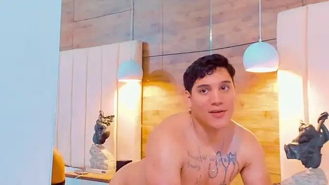 RaymondMorris online show from October 2, 4:16 am