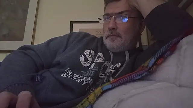 GeorgeGreece2025 online show from March 22, 4:12 pm