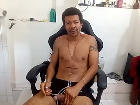 Snapshot of moreno25centimetro chatting on October 23, 3:26 pm moreno25centimetro online show from October 23, 3:26 pm