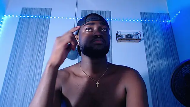 eebony stallion online show from February 21, 6:36 am