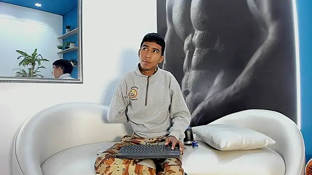 ender h0t online show from November 5, 1:57 pm