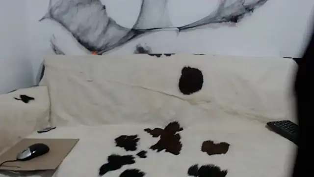 Dan jonson15 online show from October 31, 11:30 pm