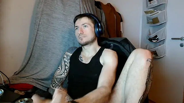 th1  online show from March 31, 12:23 am