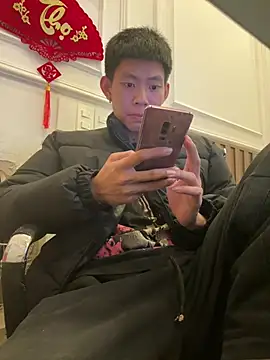 linh21107 online show from April 17, 2:31 pm