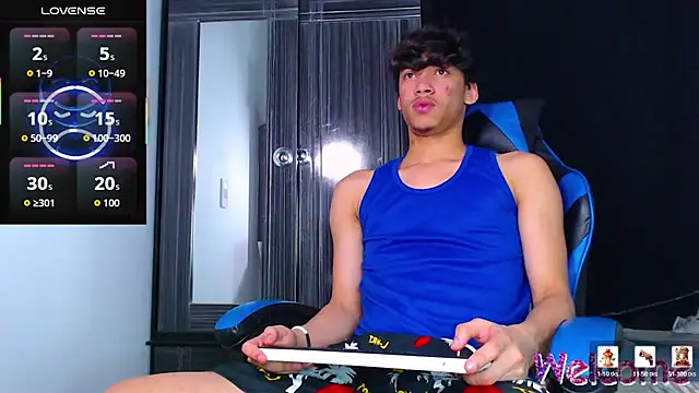 Gael Jones online show from December 23, 5:16 am