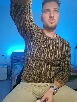 mrlyuis online show from January 6, 6:45 pm