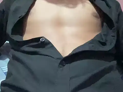 Snapshot of hot_genz chatting on October 30, 3:24 pm hot genz online show from October 30, 3:24 pm