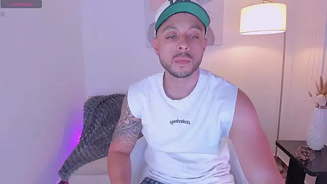 Snapshot of Dante_marquez chatting on October 21, 2:03 am Dante marquez online show from October 21, 2:03 am