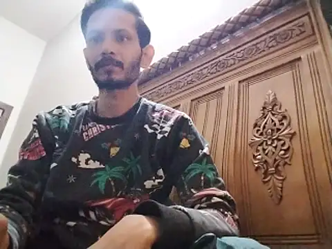 Eric Lehnsher online show from April 7, 11:10 am