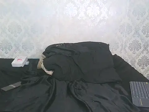 leandro477 online show from November 21, 3:49 am