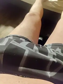 rob21515 online show from March 19, 12:36 am