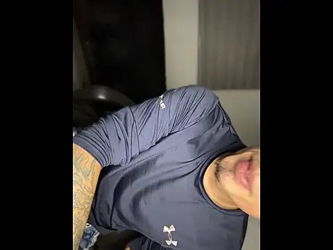 Juliopaspi online show from April 17, 3:53 am