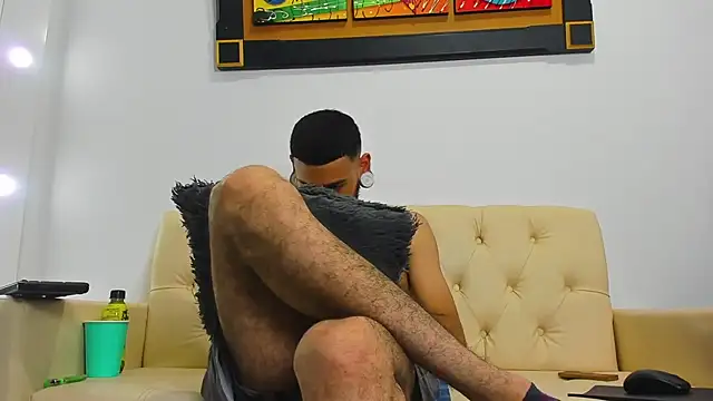 Snapshot of rolo_martinez chatting on October 21, 8:01 pm rolo martinez online show from October 21, 8:01 pm