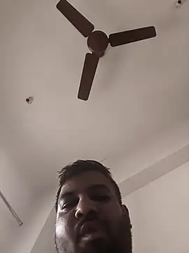 vinay smalldick online show from February 14, 9:48 am