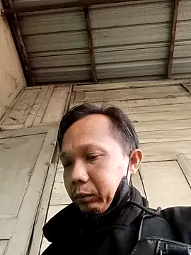 Arya85 online show from November 9, 11:09 pm