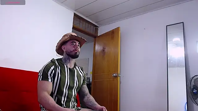 tommyblessd1 online show from March 24, 7:24 am