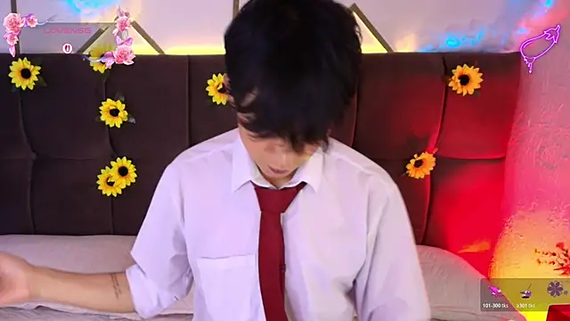 AleAurarashi online show from April 19, 5:18 am