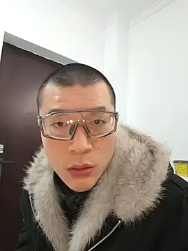 AAASuck online show from January 17, 1:25 pm