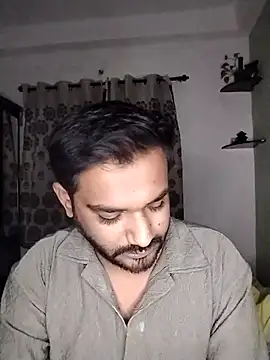 avi007p online show from November 18, 8:01 pm