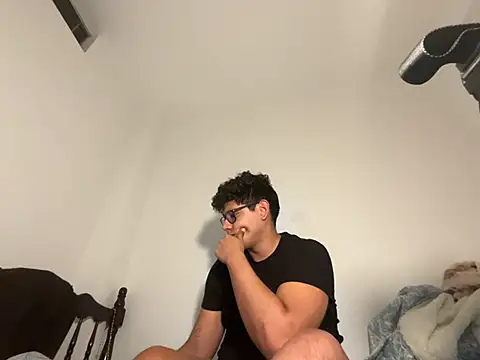 Pierosexy online show from June 12, 12:31 am