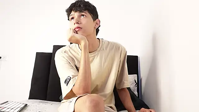 alexmark  online show from October 24, 1:35 pm