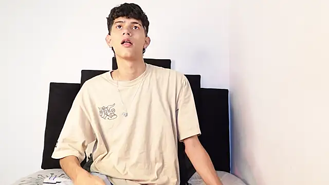 alexmark  online show from November 5, 7:27 pm