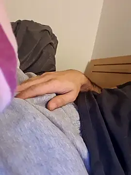 Elpatron bos online show from September 23, 11:15 pm