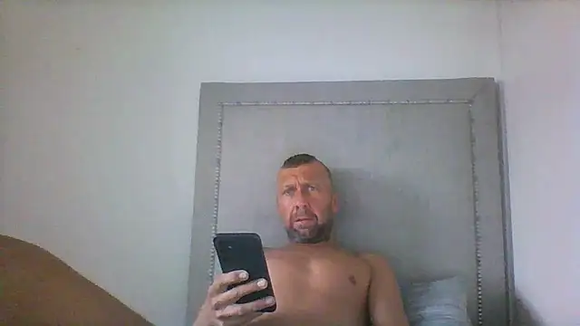 RicckyLong online show from October 4, 7:24 am