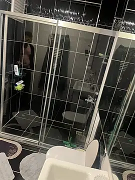 denizdeniz28 online show from April 16, 10:45 pm