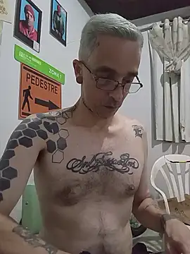 dinho carioca online show from January 11, 1:32 am