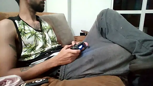 Alejandro92 cali online show from July 13, 4:58 am