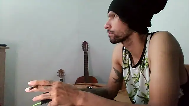 Alejandro92 cali online show from June 24, 5:32 am