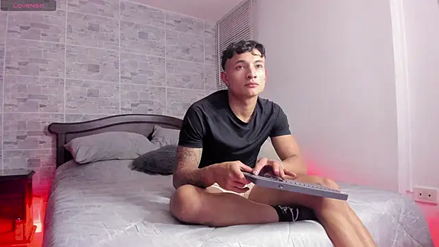 DavisFirb online show from November 22, 3:06 am