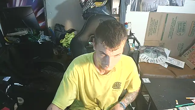 jizzyglizzy92 online show from August 8, 10:44 am