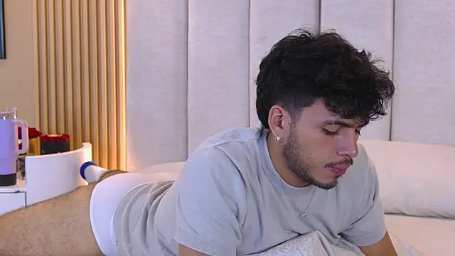 AlexanderJordan online show from January 16, 11:18 pm