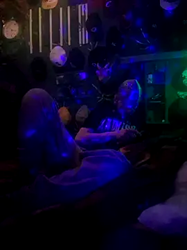 MODEST11 MMiILOO AMARO online show from February 24, 5:41 am