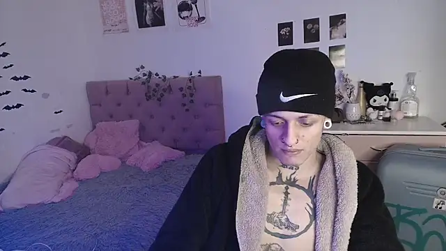 2cyboy  online show from September 16, 10:10 pm