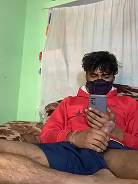 uniquesexyboy5689 online show from February 19, 6:10 am