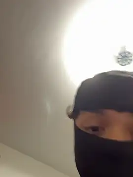 lionr0660 online show from February 7, 2:08 am