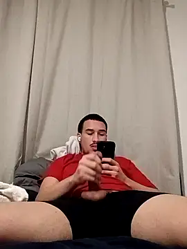 Snapshot of Jadriel23 chatting on October 31, 8:18 am Jadriel23 online show from October 31, 8:18 am