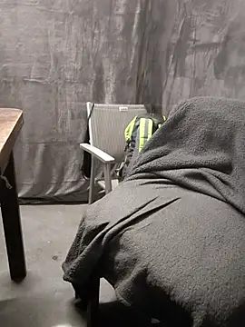 spermaspritzerr online show from April 20, 4:04 am