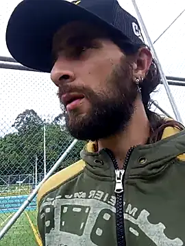 hairy mannn online show from January 10, 7:06 pm