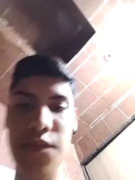 aispuro8505 online show from November 21, 7:51 am