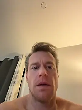 DILFiGuess11 online show from January 18, 7:54 am