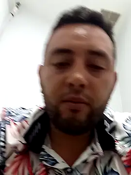 angelitocalientico online show from October 25, 11:50 pm