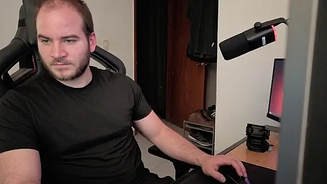 Paul00474 online show from November 7, 2:26 am