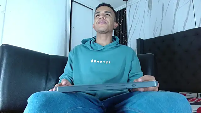 aston xvera online show from January 7, 4:50 am