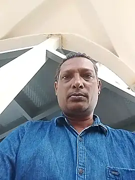 Snapshot of bisexdon chatting on October 3, 10:09 am bisexdon online show from October 3, 10:09 am